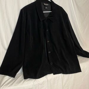 Briggs New York woman’s  Classic Black Shirt